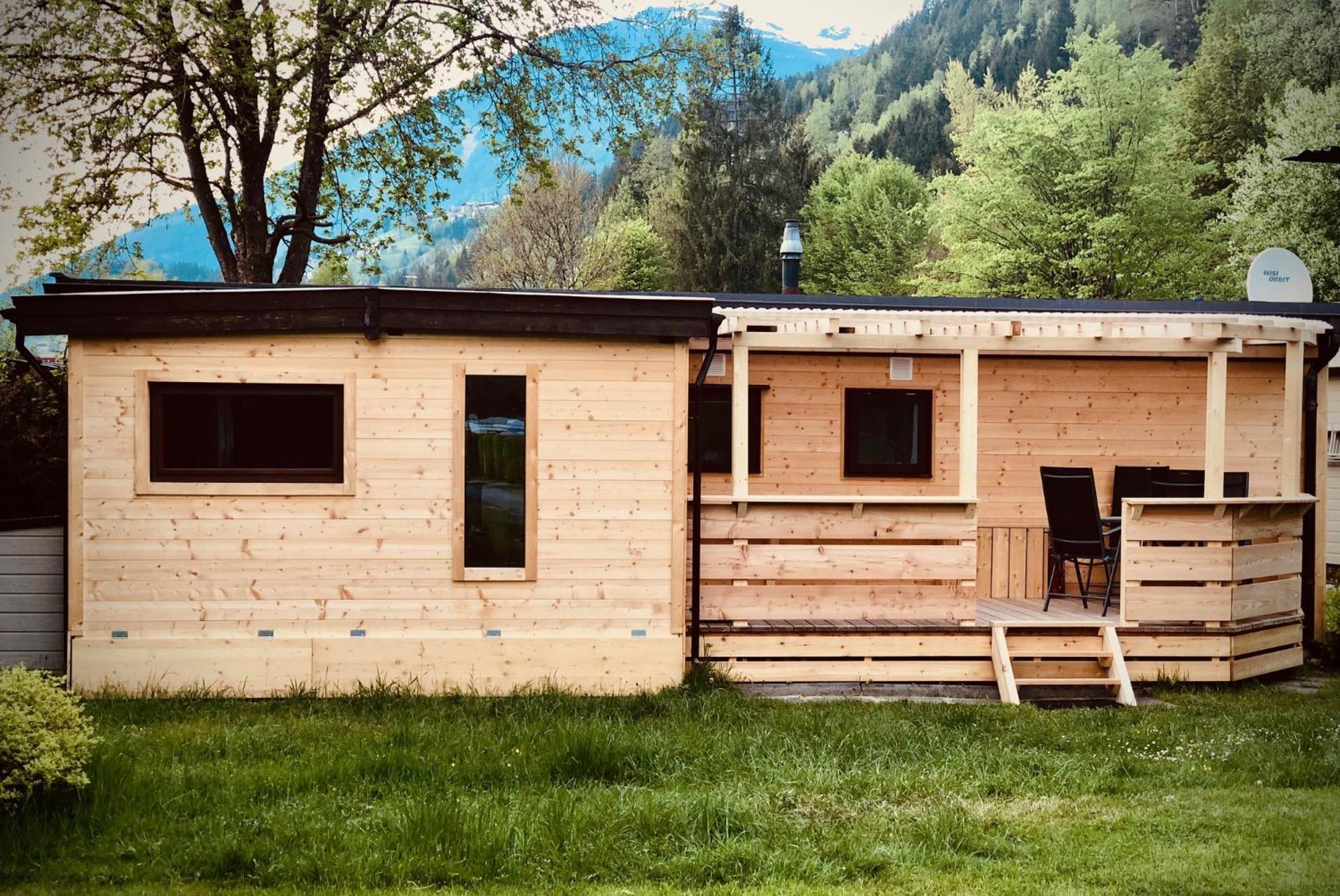 Mountainview Lodge - Chalet Im Zillertal Direkt Am 5 Sterne Campingplatz Aufenfeld Mit Hallenbad Und Sauna Aschau Im Zillertal Dış mekan fotoğraf