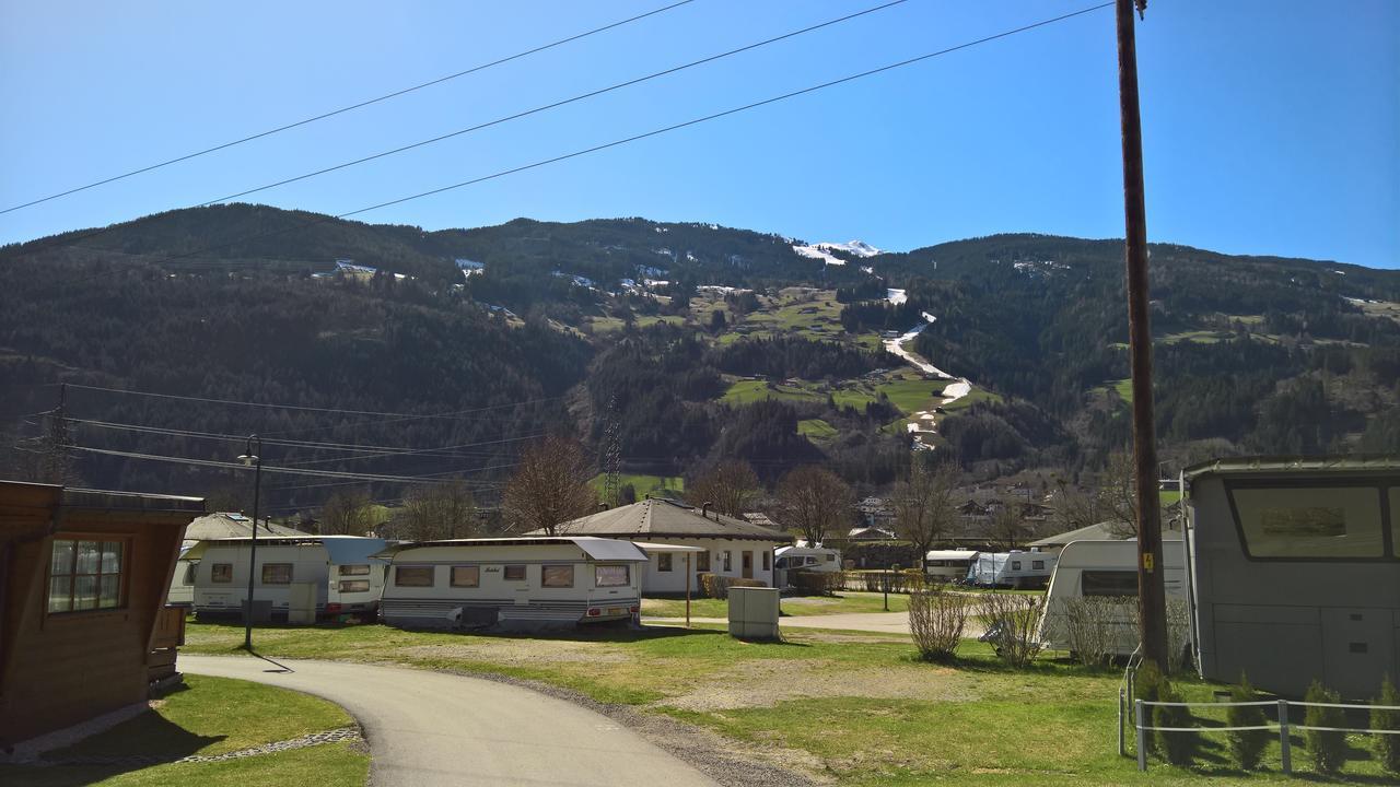 Mountainview Lodge - Chalet Im Zillertal Direkt Am 5 Sterne Campingplatz Aufenfeld Mit Hallenbad Und Sauna Aschau Im Zillertal Dış mekan fotoğraf